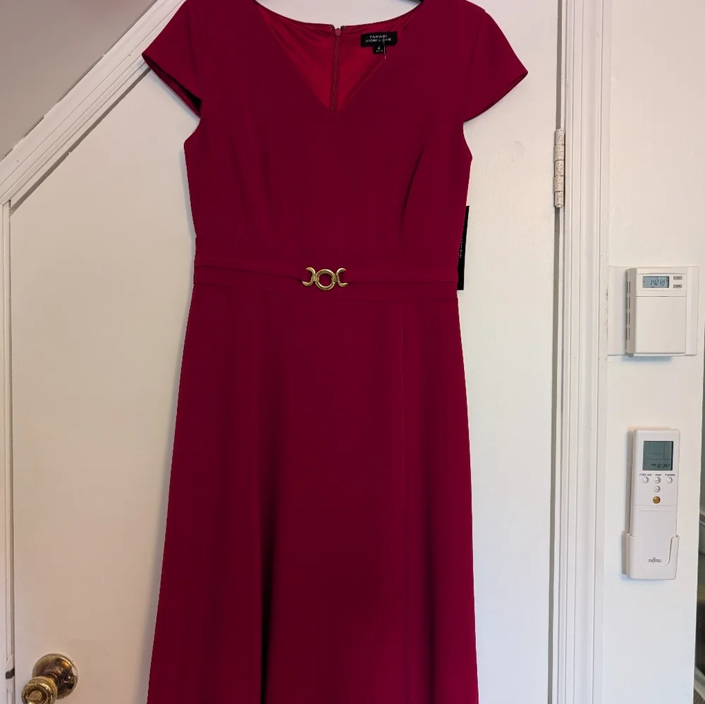 Gorgeous Red Tahari ASL Fit-and-Flare Dress with Gold Belt Accent - Picture 1 of 8